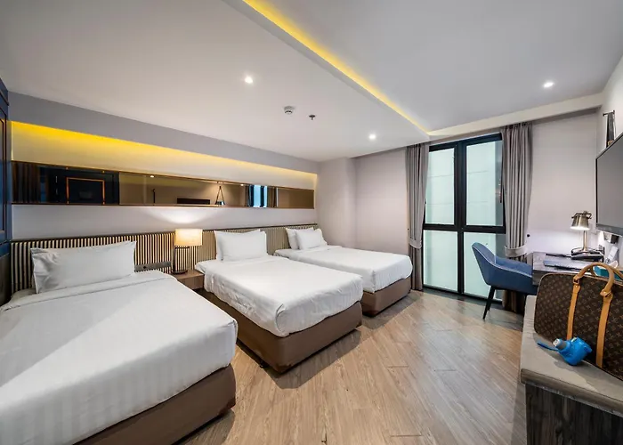 Vince Pratunam Hotel 4*