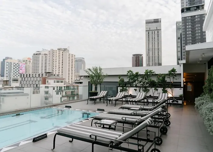 Vince Pratunam 4*